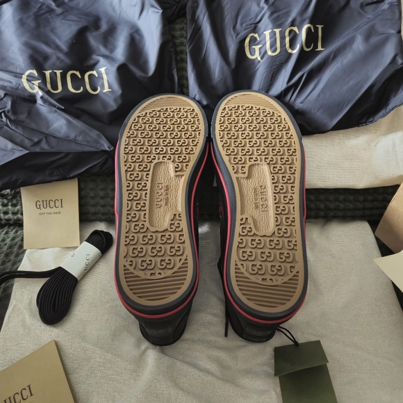 Gucci Off The Grid - Picture 8 of 16